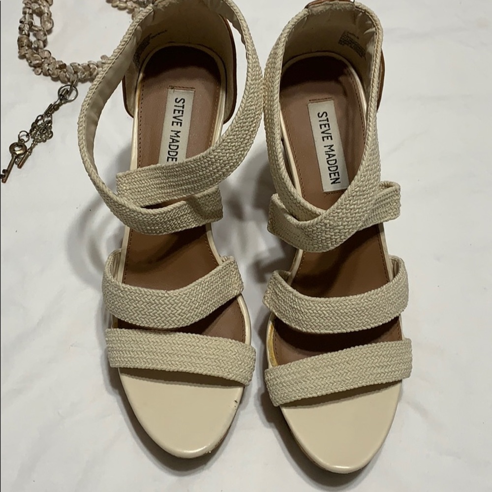 Steve Madden platform wedge sandals! size 8.5 - Picture 2 of 7